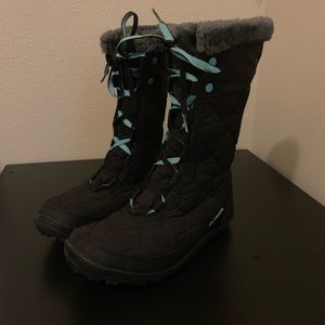 Columbia waterproof boots • Youth 6 (Women’s 7.5)
